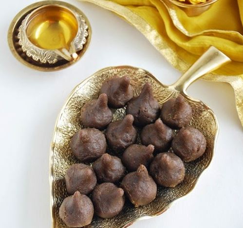 Thinai Kozhukattai